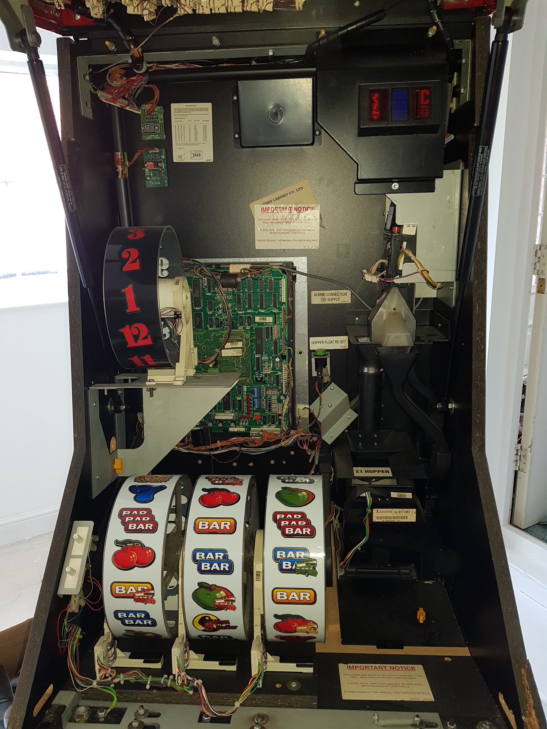 OntheBusesslotmachine2.jpg